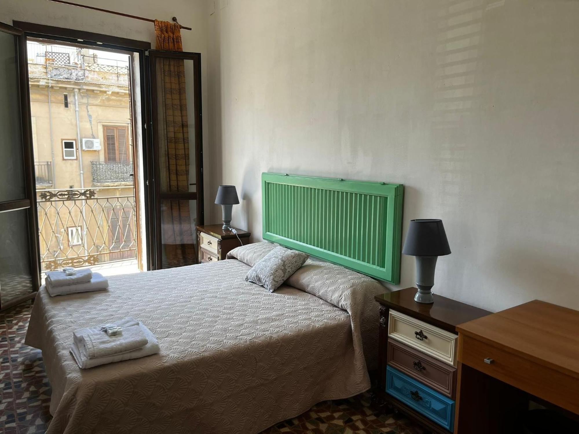 Mille Lire Peppe'S Home Palermo Exterior photo
